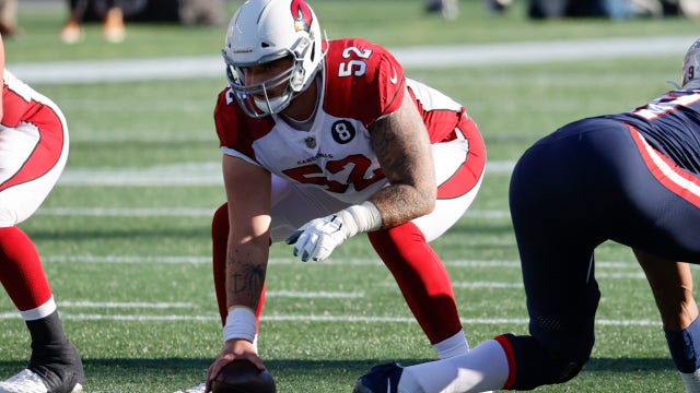 Vikings trade for Arizona Cardinals OL Mason Cole