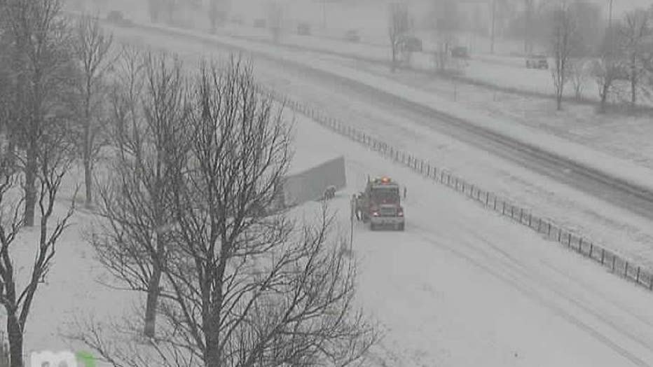 I-35 jackknifed semi Elko New Market