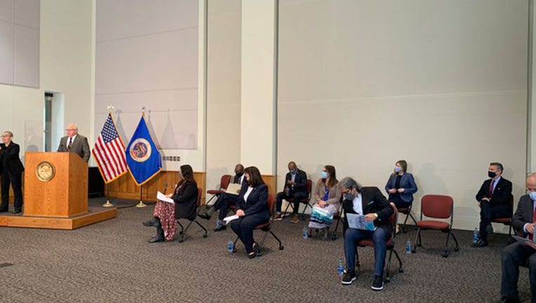 walz and democrats push for police reform