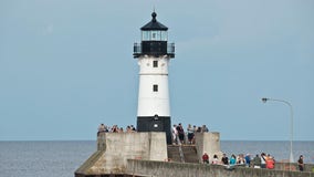 Free offices with a view: 4 lighthouses, courtesy of feds