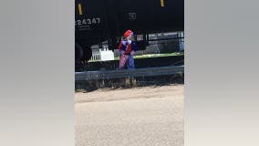 Clown sightings receive mixed reactions in Annandale, Minnesota