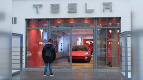 Safety regulators announce special investigation into Tesla Autopilot system