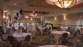 Parents hold makeshift prom for Lakeville, Minn. students who missed out