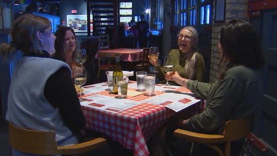 Capacity, distancing limits end overnight for Minnesota restaurants, bars