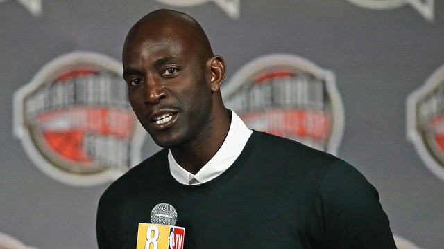 Timberwolves legend Kevin Garnett inducted into Basketball Hall of Fame