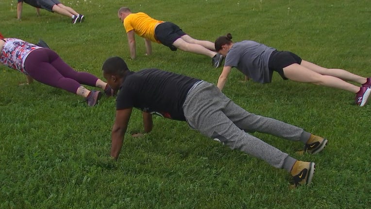 recruits do push ups