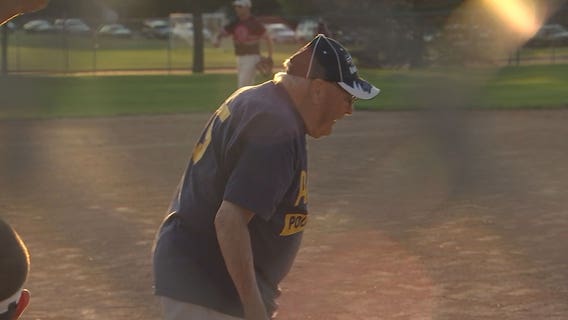 94-year-old Eagan man plays softball in eighth decade