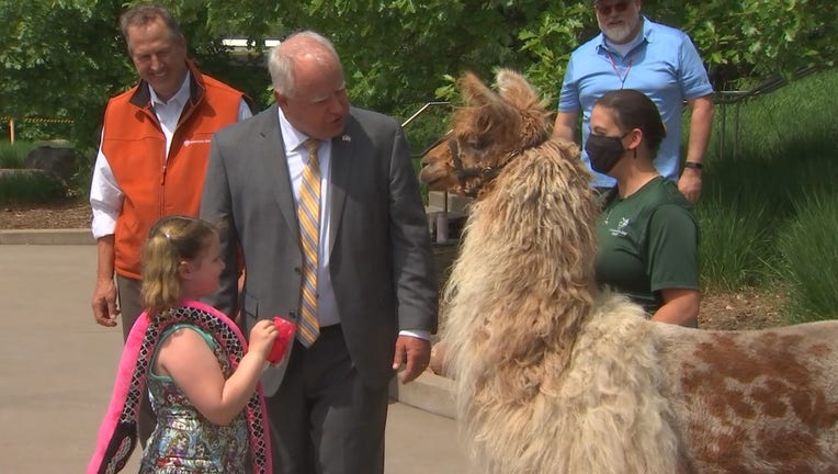 walz at zoo