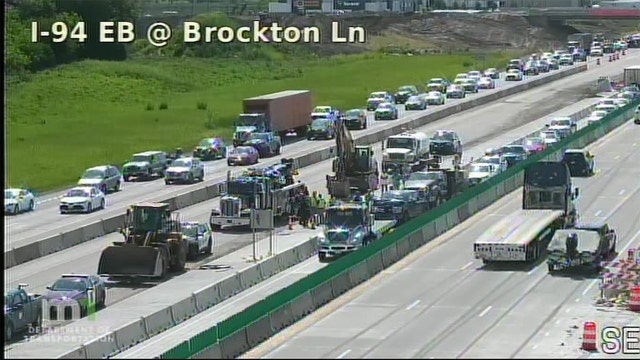 Multi-vehicle crash on I-94 in Maple Grove causing delays