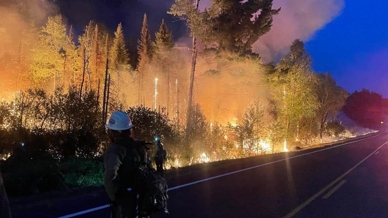 Greenwood Fire remains at 26,000 acres as firefighting efforts