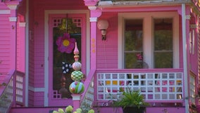 Owner of pink castle rental in Hudson, Wis. under scrutiny for operating without license