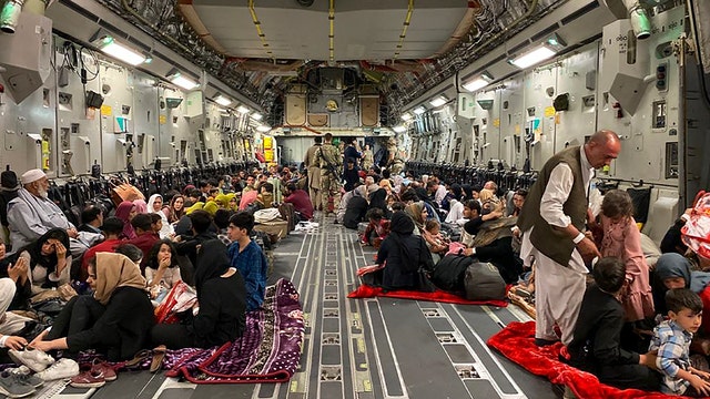 Walz to Biden: Minnesota ready to assist with resettlement of Afghan refugees