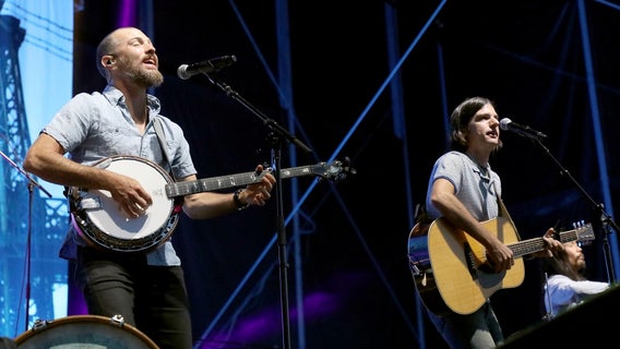 Avett Brothers drop out of lineup for Basilica Block Party due to COVID-19 exposure