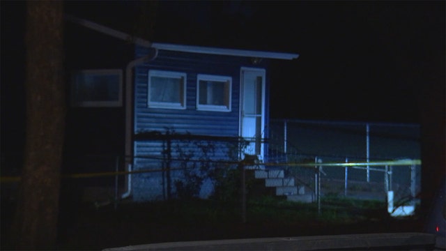 Charges: St. Paul man walked into jail to tell officers he shot wife