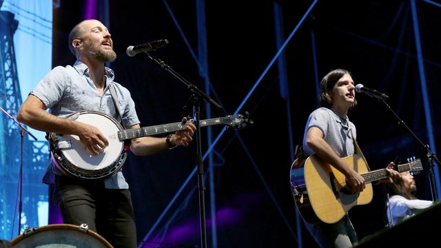 Avett Brothers drop out of lineup for Basilica Block Party due to COVID-19 exposure