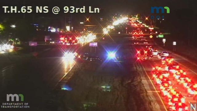 Driver flees police, crashes into squads on Hwy. 65 in Blaine