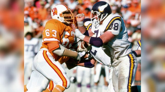 Vikings mourn loss of former lineman Steve Riley