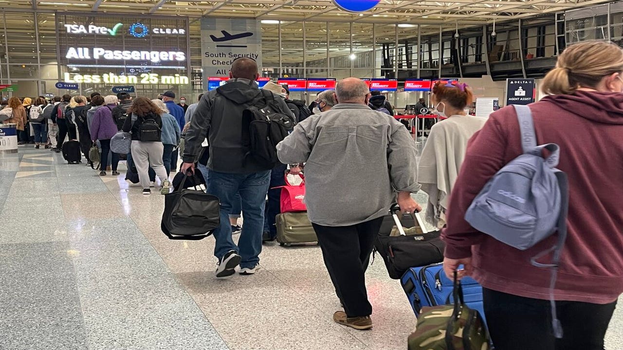 MSP Airport Expects ‘pre-pandemic’ Travel Surge Over Next 10-day ...