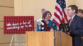 Sen. Klobuchar celebrates reopening of U.S.-Canada border for tourism