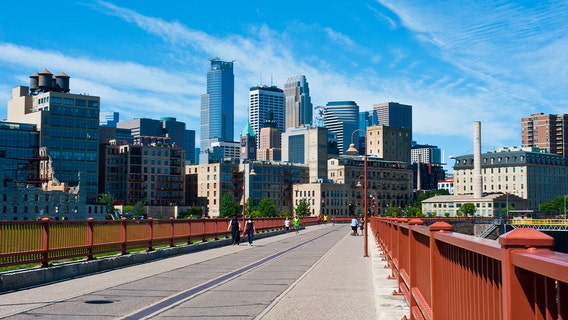 Vax mandate lifted in Minneapolis, St. Paul