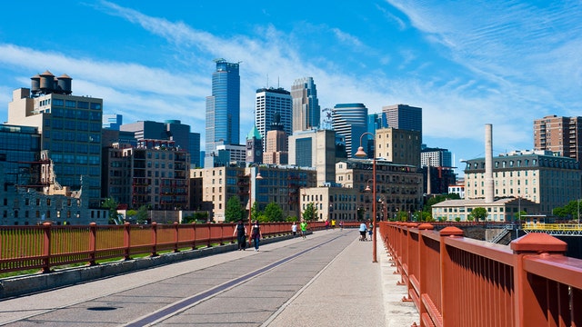 Vax mandate lifted in Minneapolis, St. Paul