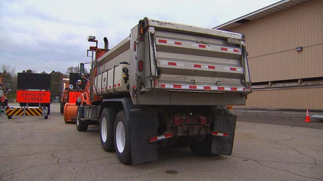 Flash freeze: Colder temps overnight make for slick roads in Minnesota