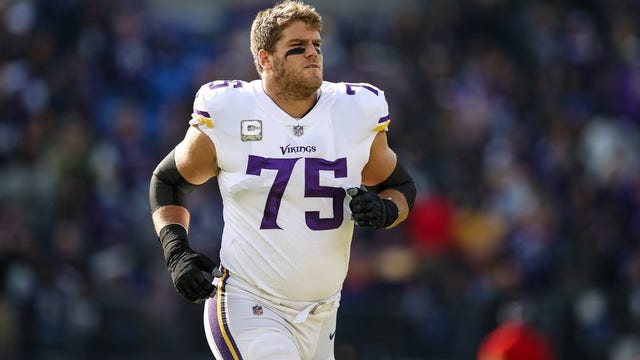 4 Vikings miss Wednesday practice, 2 limited for non-injury related reasons