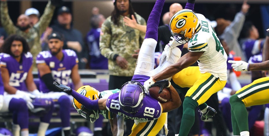 Joseph nets another game winning kick as Vikings top Packers 34-31