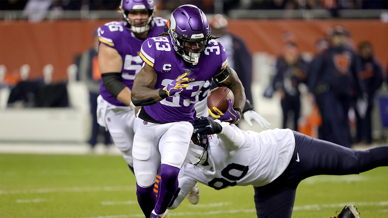 Vikings RB Dalvin Cook switching jerseys to honor late father