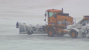 Workers responsible for clearing snow off MSP runways vote to authorize strike