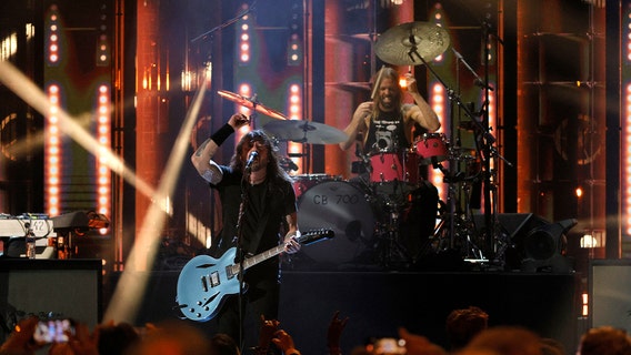 Foo Fighters add Minneapolis tour stop at US Bank Stadium