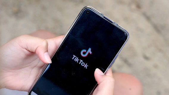 Minnesota, Wisconsin school districts cancel classes Friday over TikTok challenge