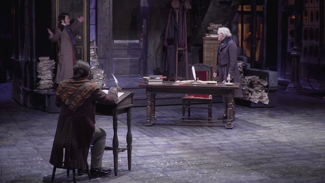 Guthrie Theater ends 'A Christmas Carol' run due to COVID-19 outbreak among cast