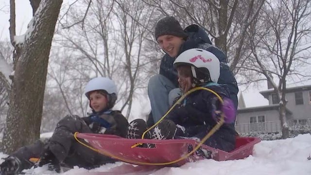 How Minnesotans spent the 1st day of major snowfall in the Twin Cities