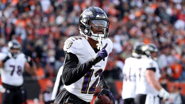 Former Gophers star Rashod Bateman catches first NFL touchdown