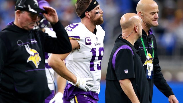 Report: Vikings WR Adam Thielen suffered high ankle sprain in loss to Lions