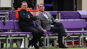 Vikings getting ready for NFC Playoffs 1 year after dismissing Zimmer, Spielman