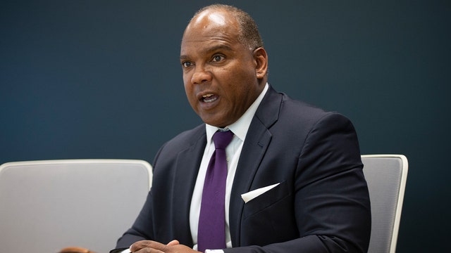 Kendall Qualls joins packed GOP field in race for Minnesota governor