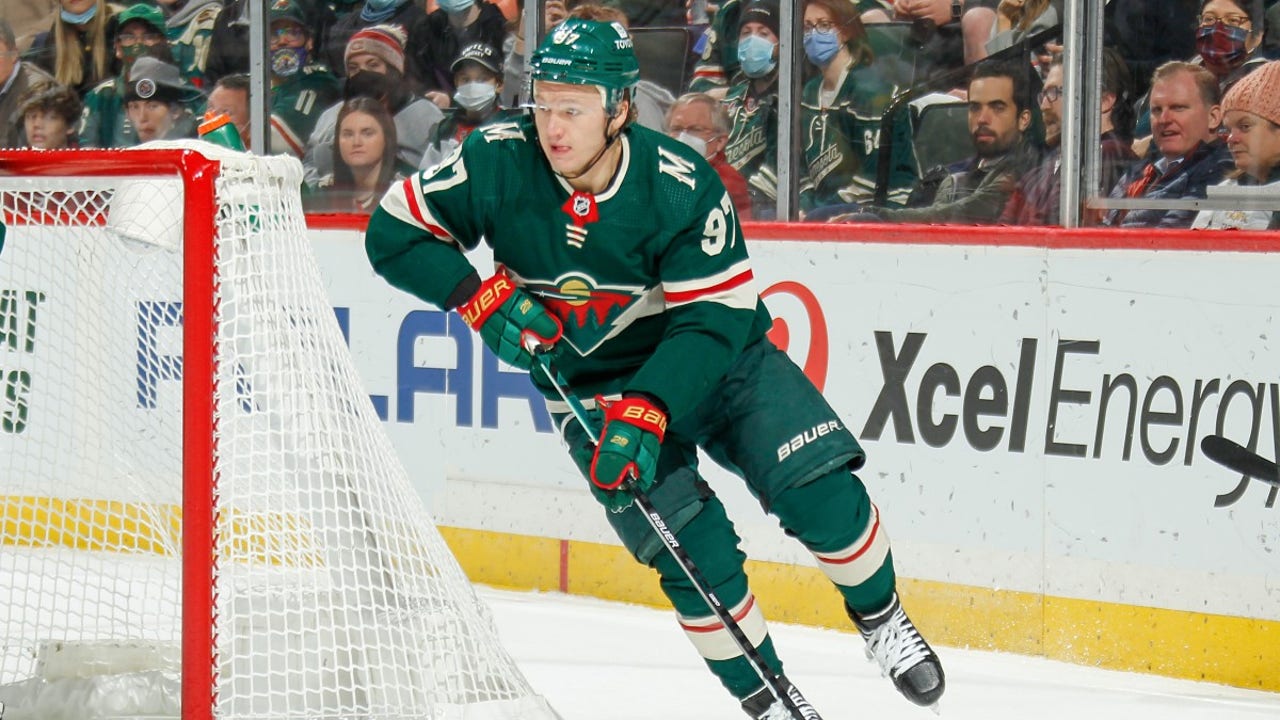 Wild rookie Kirill Kaprizov gives fans his word: 'I'll try and