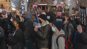 St. Paul students walk out of class for rally on Amir Locke shooting