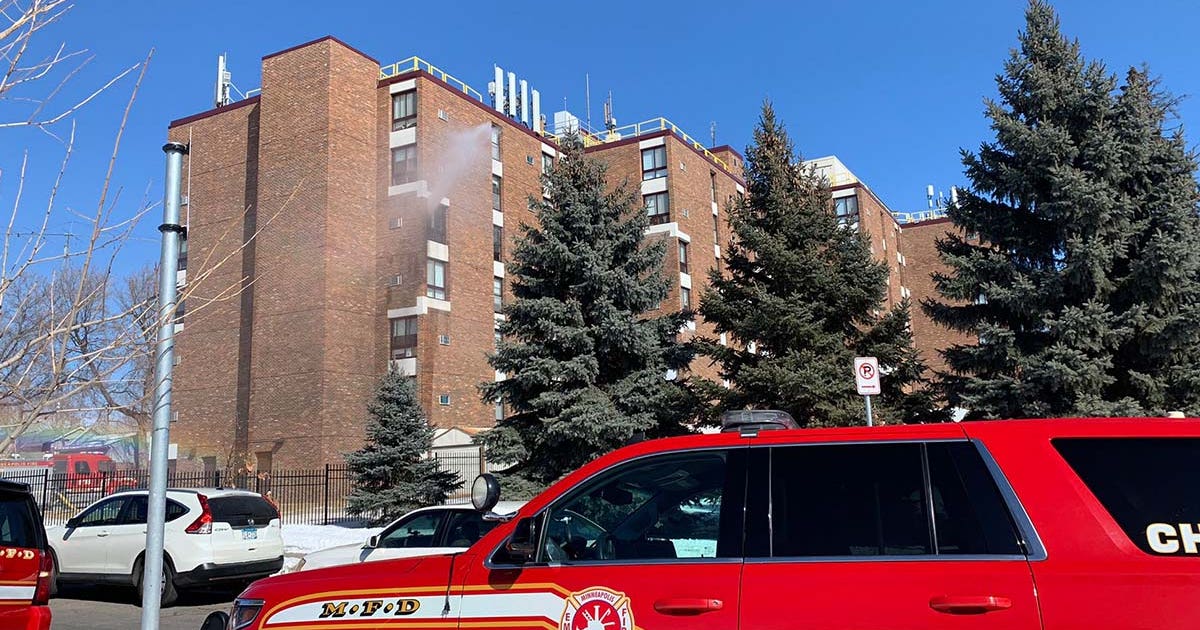 1 in serious condition after fire at Minneapolis apartment building ...