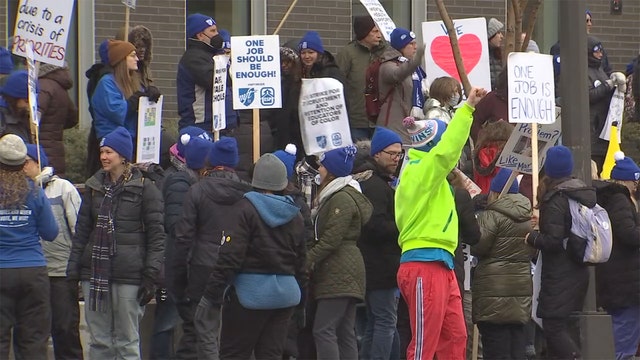 Minnesota teachers prepare walkouts for better wages