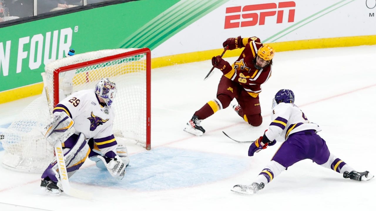 Minnesota Golden Gophers Hockey Wins Season Opener 4-1 over Penn State -  The Daily Gopher