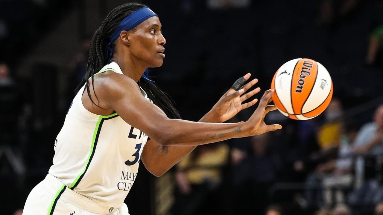 Sylvia Fowles finds right fit with Minnesota Lynx - ESPN