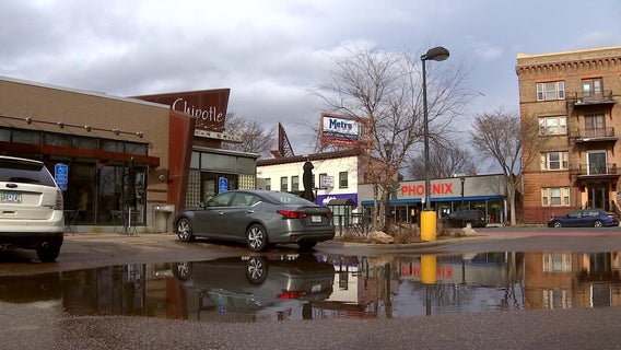 'Lake Chipotle' becomes unlikely attraction in Minneapolis