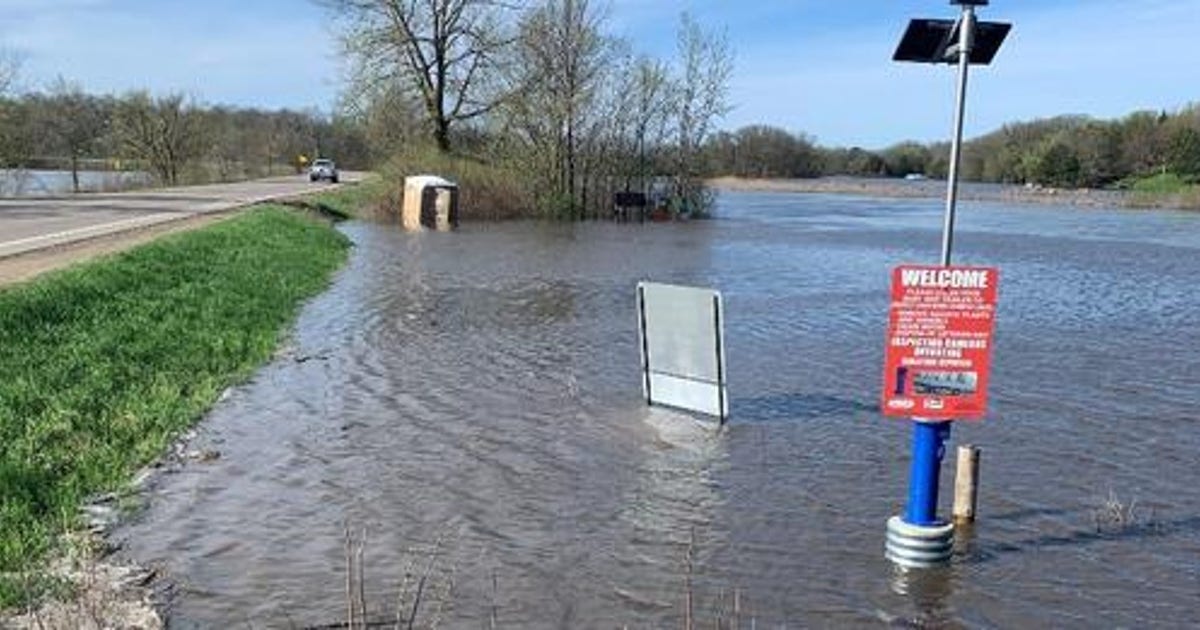 Numerous kayakers rescued from Minnesota river in 24 hours | FOX 9 ...