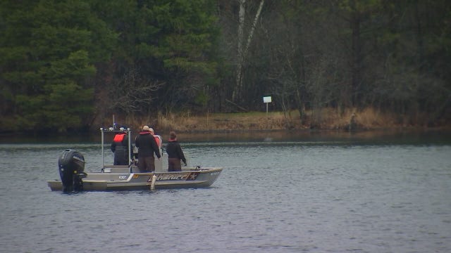 2 men thrown from boat on Big Marine Lake identified
