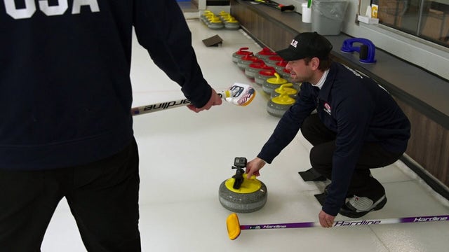 Minnesota’s deaf curlers hope to promote sport unity, keep winning