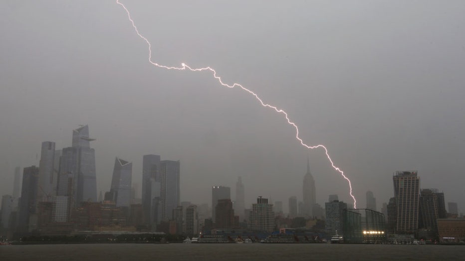 Lightning bolt
