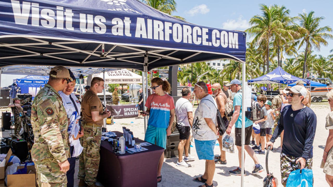 Air Force hopes &lsquo;Top Gun: Maverick&rsquo; will boost recruitment | FOX 9 